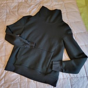 Lululemon pullover